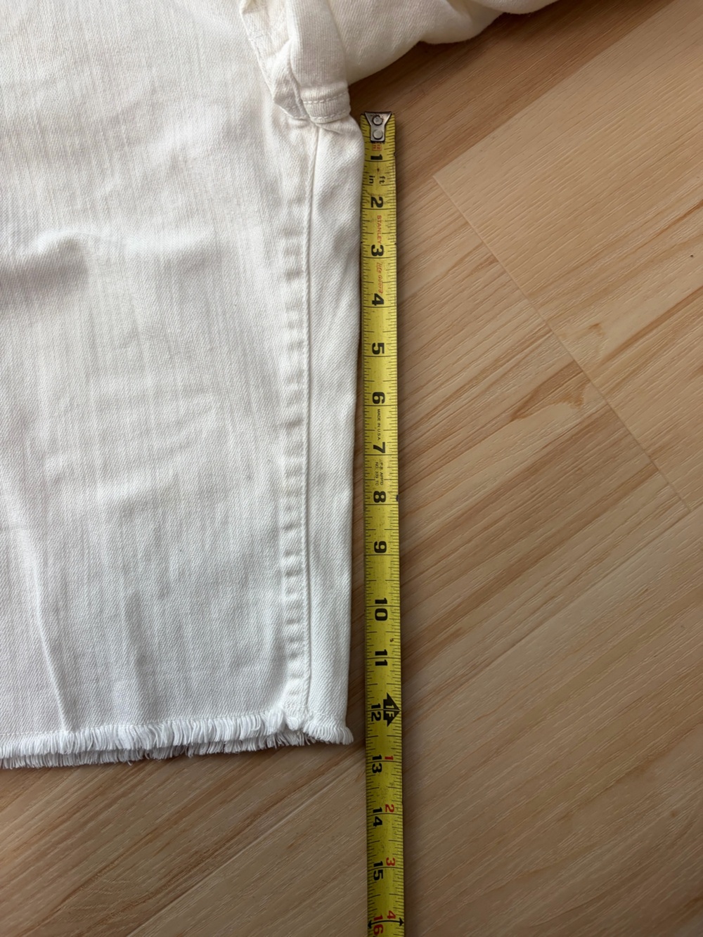 Lucky Brand White Denim/Jean Shorts with Branded Patch - Picture 6 of 8